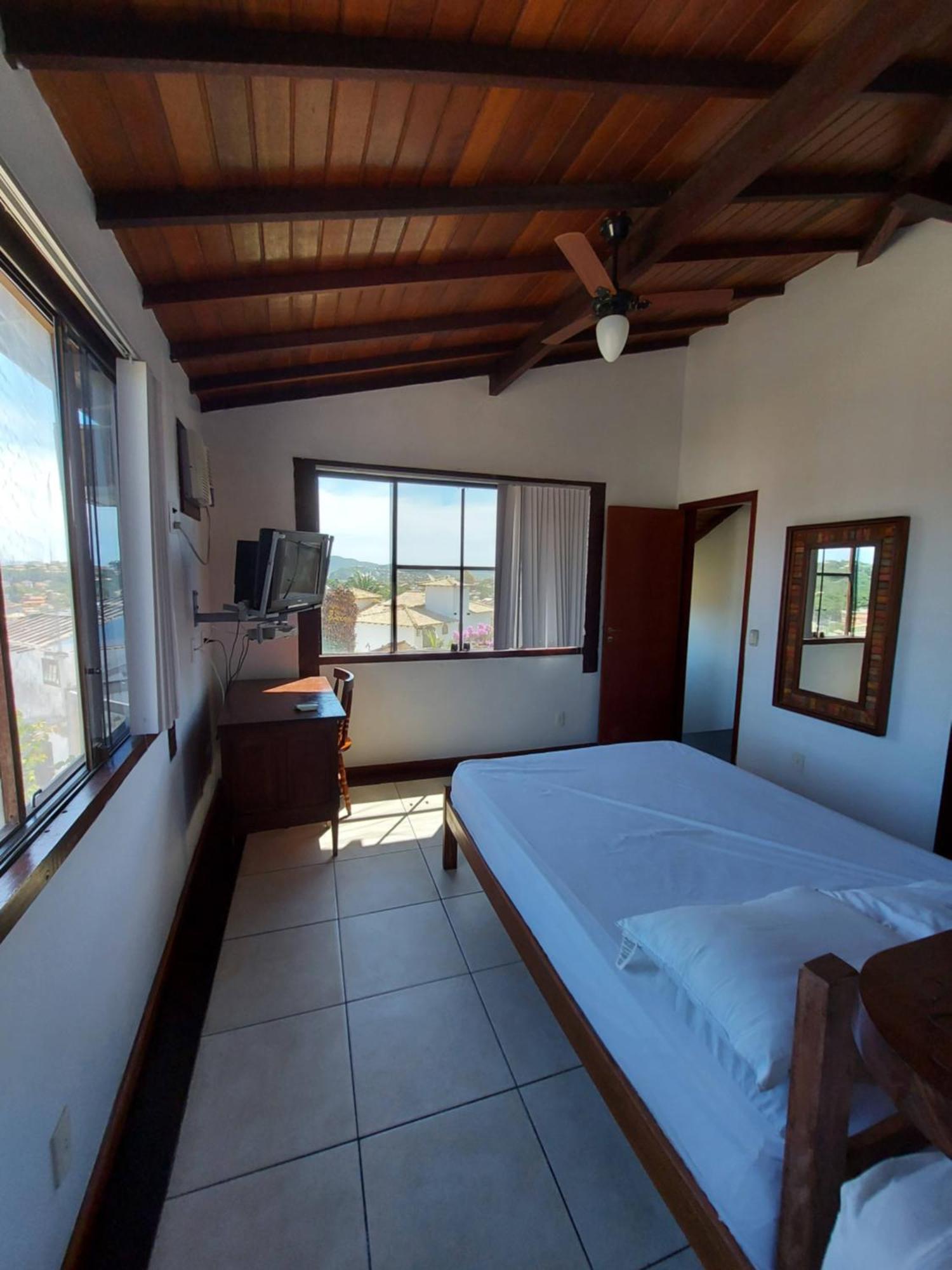 Casa de férias Casa Em De Alto Padrao-buzios- Localizada No Bairro-geriba-4 Quartos Sendo 3 Suites-ar Cond Em Todos Os Quartos-4 Banheiros-churrasqueira-piscina-sauna-tv Sky-internet-16 *