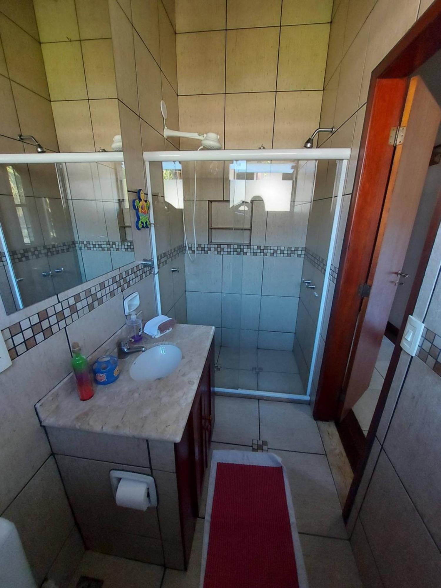 Casa de férias Casa Em De Alto Padrao-buzios- Localizada No Bairro-geriba-4 Quartos Sendo 3 Suites-ar Cond Em Todos Os Quartos-4 Banheiros-churrasqueira-piscina-sauna-tv Sky-internet-16 *