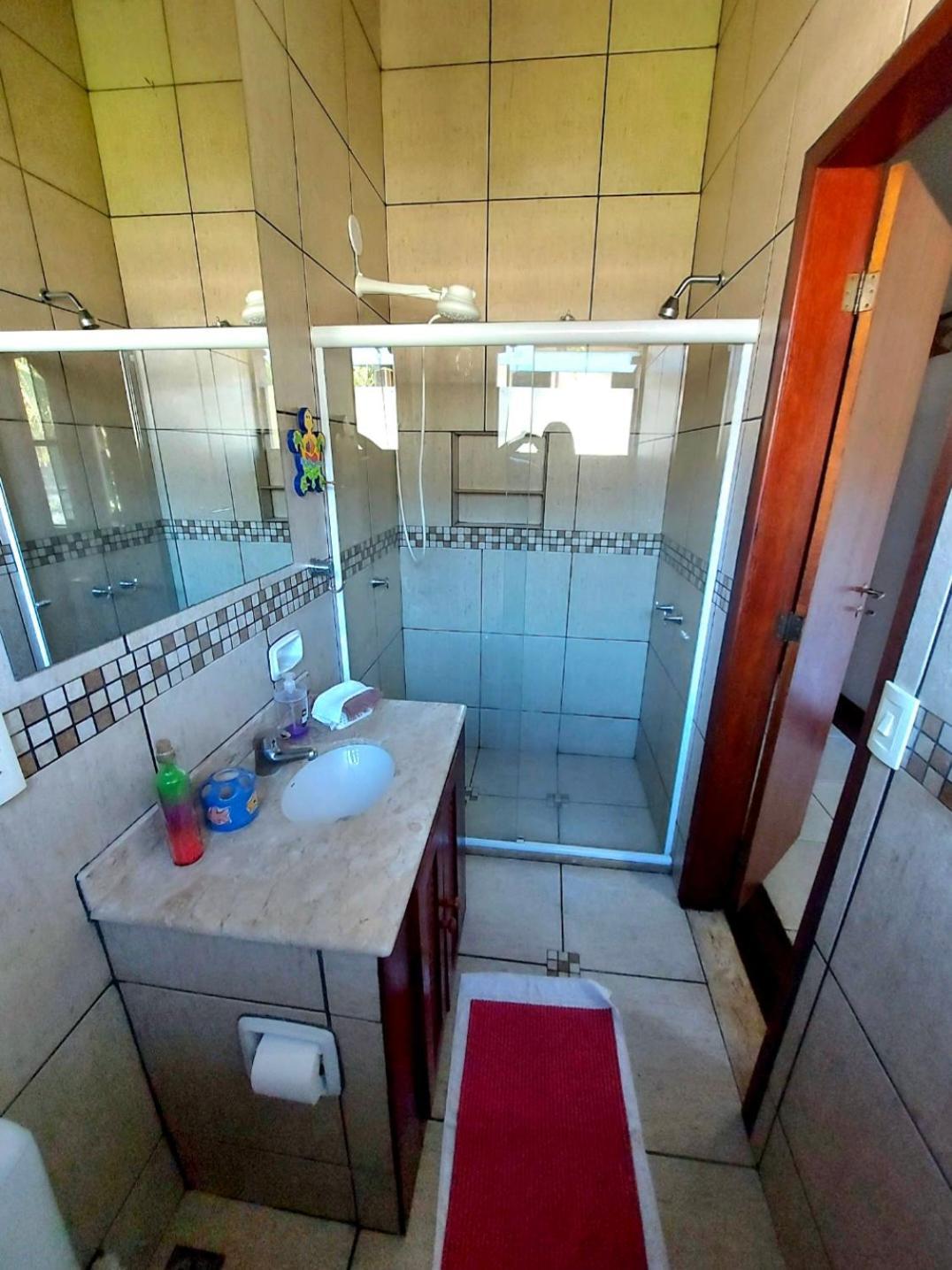 Casa Em De Alto Padrao-buzios- Localizada No Bairro-geriba-4 Quartos Sendo 3 Suites-ar Cond Em Todos Os Quartos-4 Banheiros-churrasqueira-piscina-sauna-tv Sky-internet-16 Casa de férias Búzios