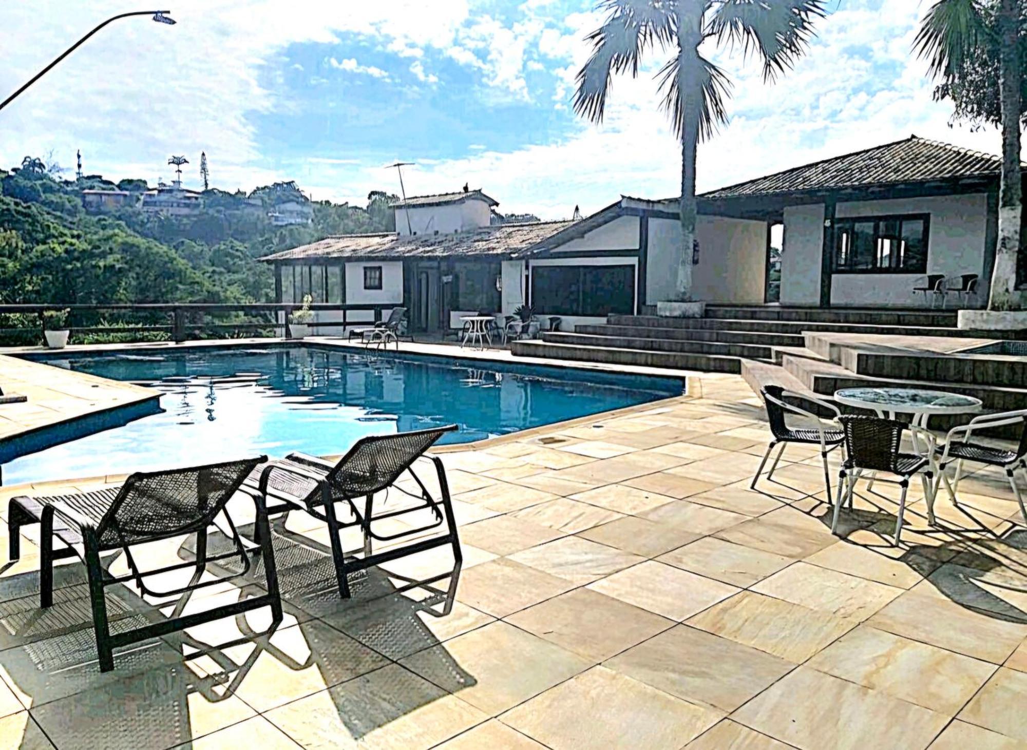 Casa de férias Casa Em De Alto Padrao-buzios- Localizada No Bairro-geriba-4 Quartos Sendo 3 Suites-ar Cond Em Todos Os Quartos-4 Banheiros-churrasqueira-piscina-sauna-tv Sky-internet-16 Búzios